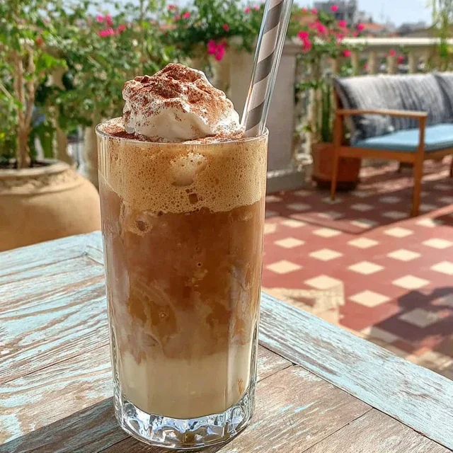 Frappé de Café Helado con 3 Ingredientes